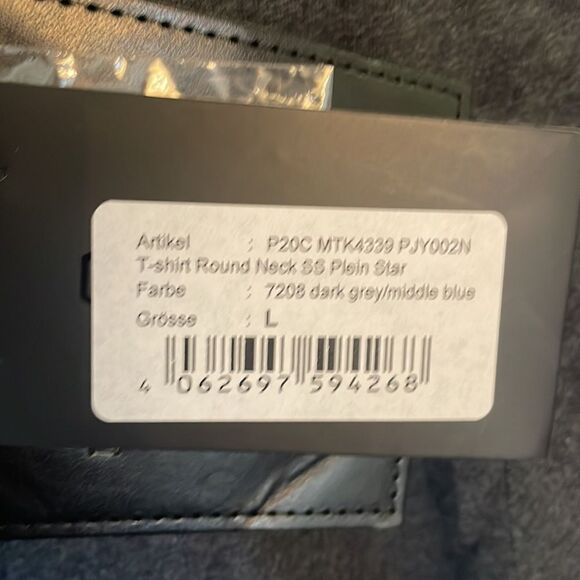 Philipp Plein round neck sequined skull t shirt - Picture 5 of 8